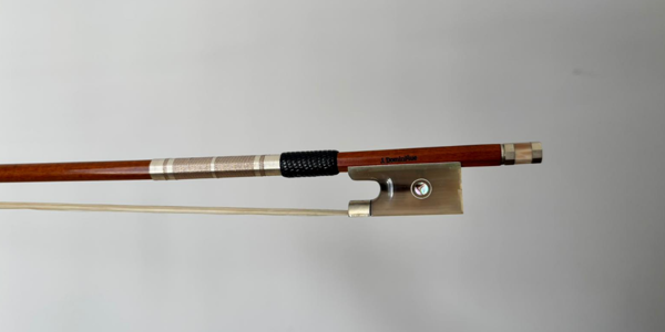 Imagen de Arco Profesional Violín 4/4 Jean Dominique WL200 (Talón Cuerno)